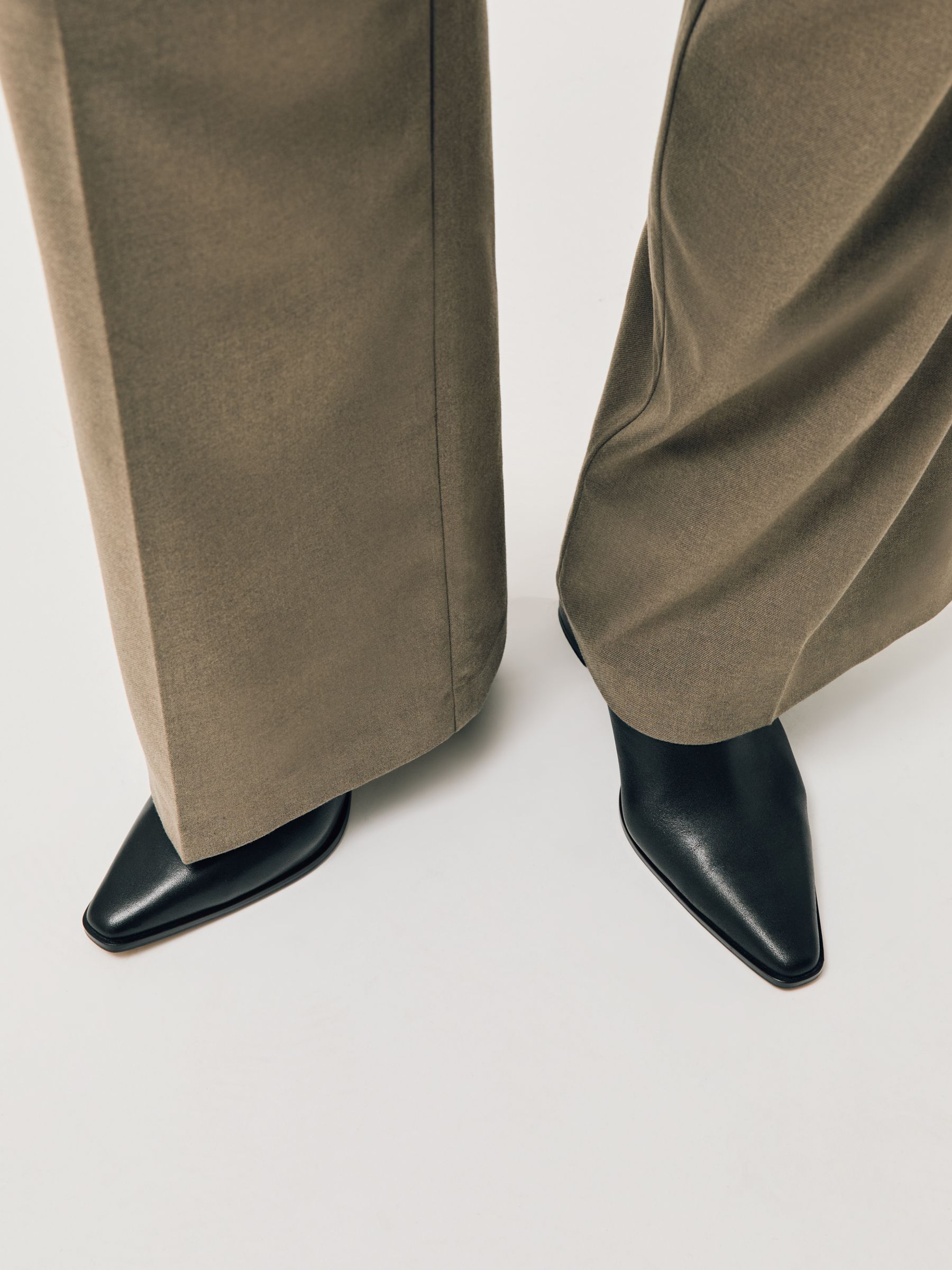 supply quality product Buy Reiss Black Amy Leather Blocked Heel