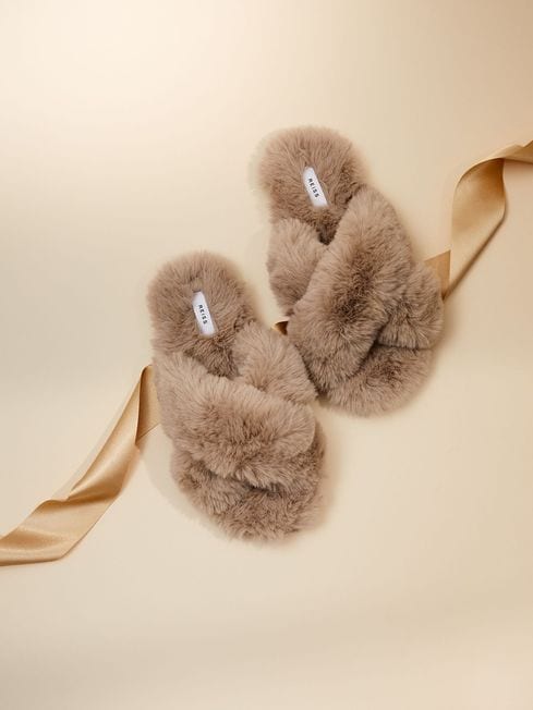 Reiss Mushroom Aspen Faux Fur Slippers