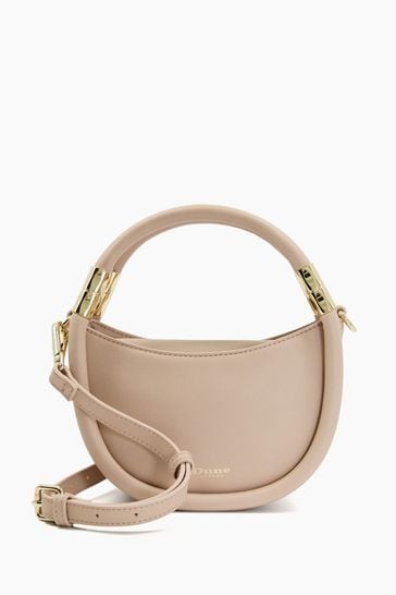 Next grab outlet bag