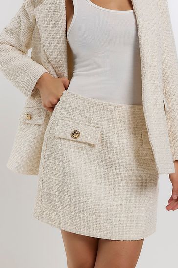 A line 2025 skirt river island