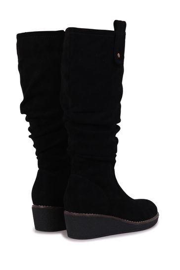 black boots wedge heel