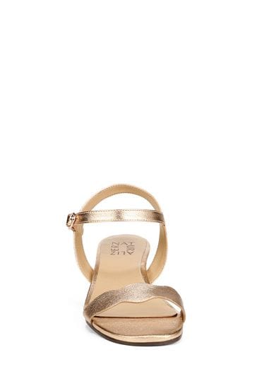 Naturalizer metallic sandals sales
