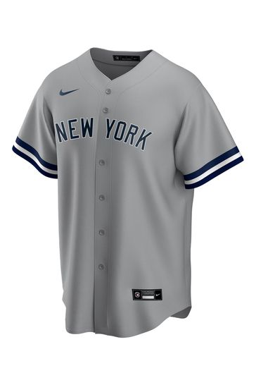 Nike yankees 2025