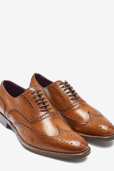 Larriy wing cap leather brogues on sale