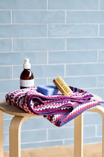 Christy Red Carnaby Stripe - 550 GSM Cotton Towel