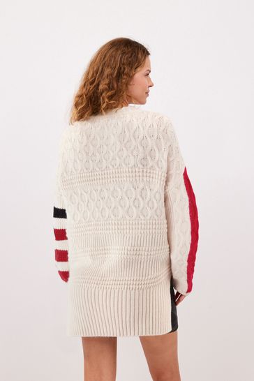 Red black and white jumper new arrivals