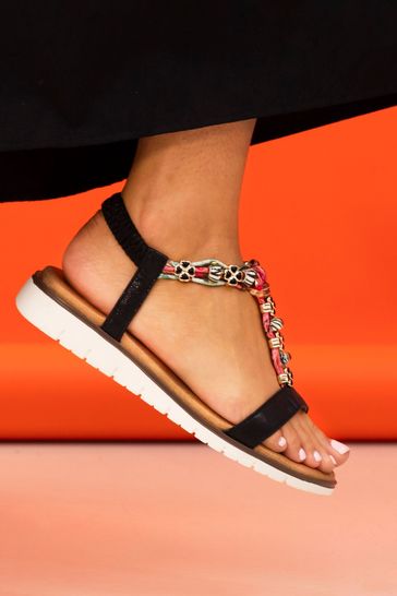 Lunar black sandals sales