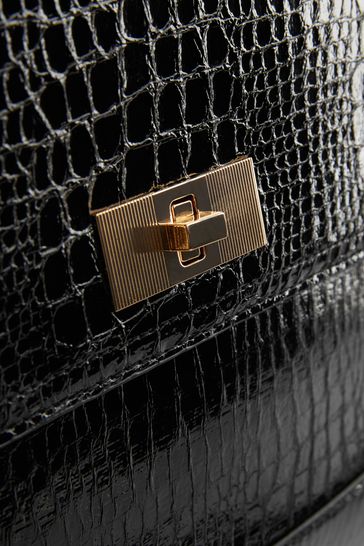 Croc tote sales