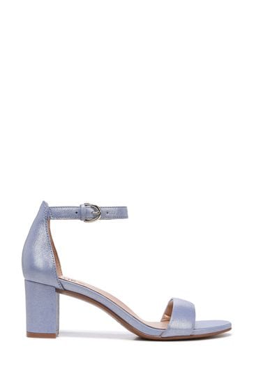 Naturalizer blue sandals sales