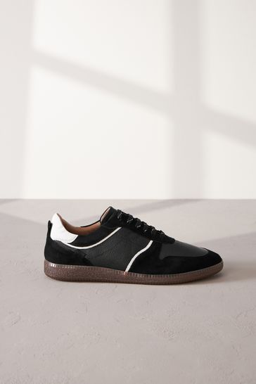 Retro shop leather trainers