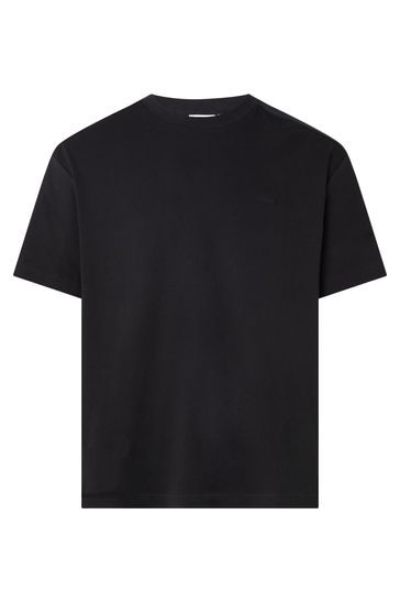 Black t shirt with logo store