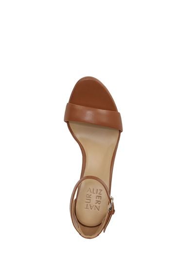Naturalizer low heel sandals sales