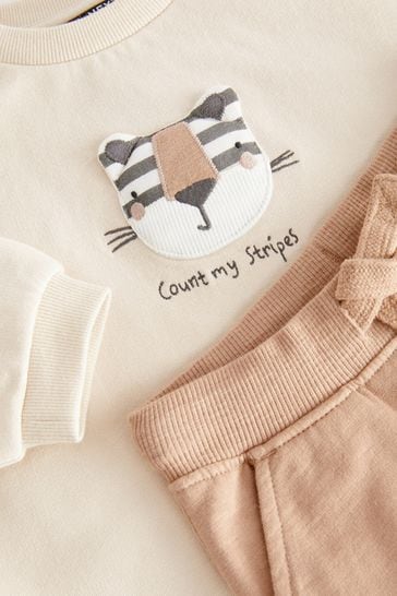 Cream sweatshirt top and joggers