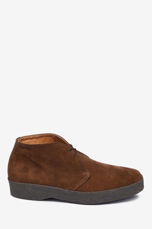 the suede chukka