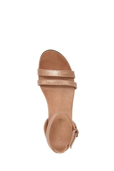 Vionic tan top sandals