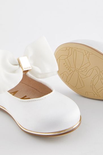 Girls ivory top satin shoes
