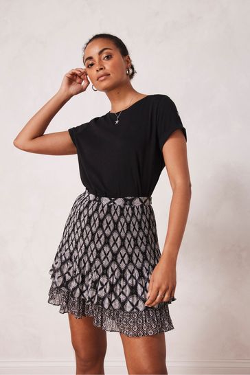 Black mini cheap skirt print