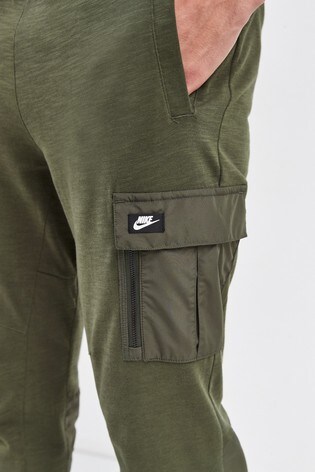 Kaufen Sie Nike Modern Essential Cargo 