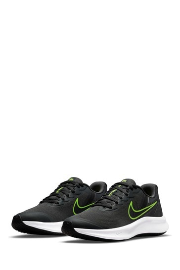 Nike black outlet and green trainers