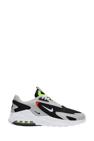 deals on nike trainers
