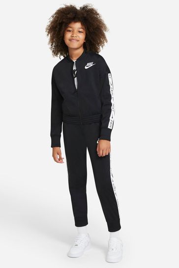 nike tracksuit teenager