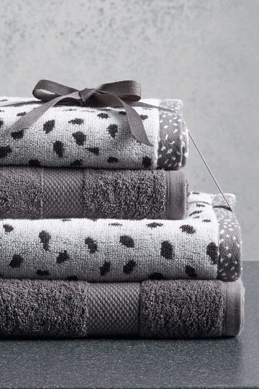 Spot Pattern Essential Towel Bale