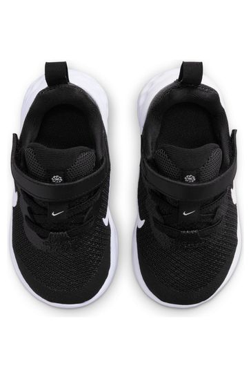 Infant white sales nike trainers