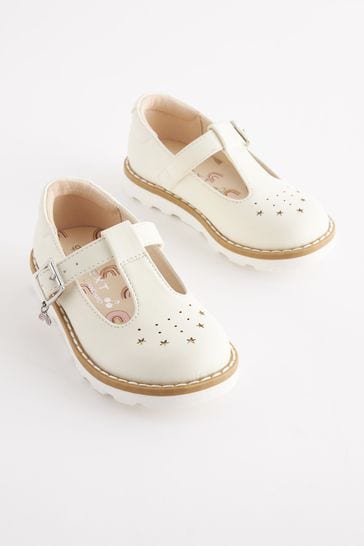 G hotsell fitting shoes