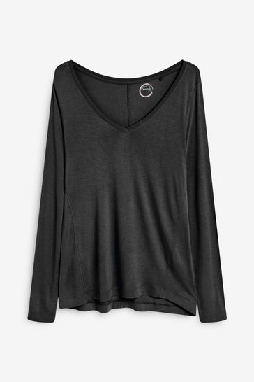 Black v shape t shirt discount
