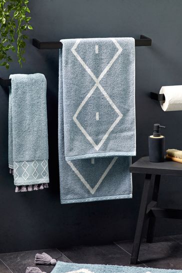Moderna towel sale rack
