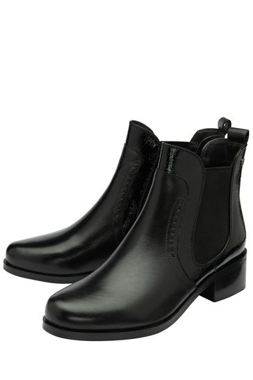 Black pull on ankle boots cheap