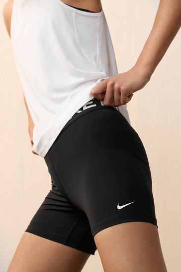 Nike women's 5 inch shorts 2025