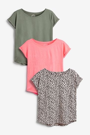 Pack de 3 camisetas en verde caqui, estampado animal y rosa flúor con manga japonesa