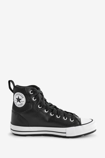 Black converse with white star outlet