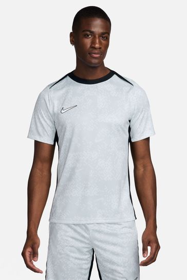 Nike shirt training 2025