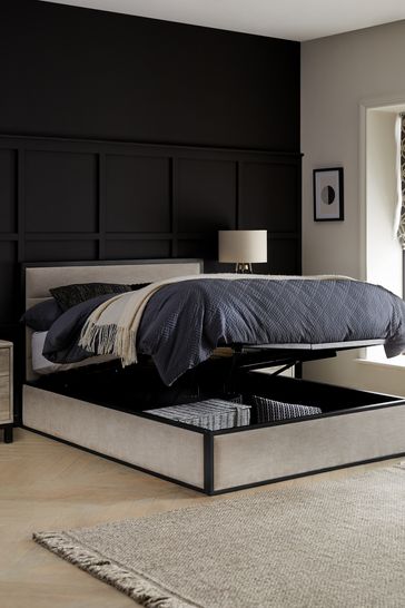 Elliot platform hotsell bed