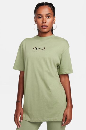khaki green nike t shirt