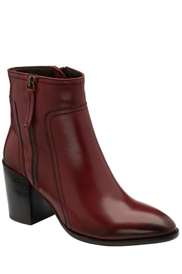 Ravel chelsea best sale boots