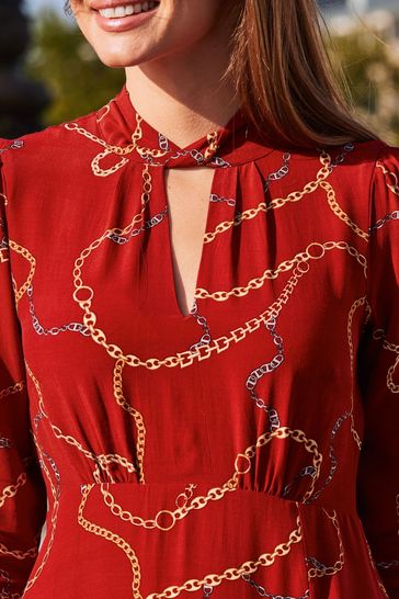 Red chain best sale print dress