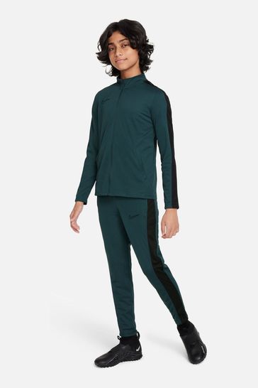 Green sales nike tracksuit
