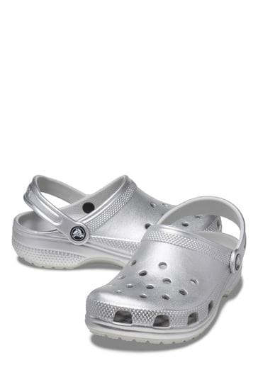 Crocs metallic 2025