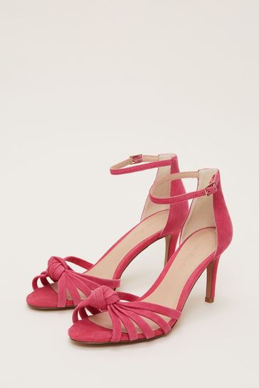 Knot on sale front sandals