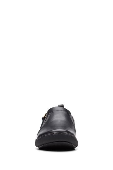 Buy Clarks Leather Nalle Lilac Shoes bei Next Deutschland