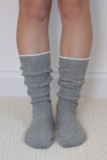 Totes Grey Ladies Cashmere Blend Slouch Bed Socks with Cable Knit Detail