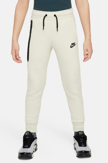 Cream nike joggers 2025