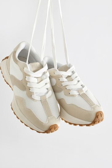 Neutral trainers top