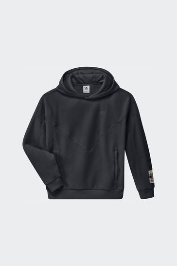 All black pullover top