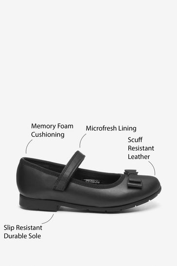 Narrow fitting shoes discount