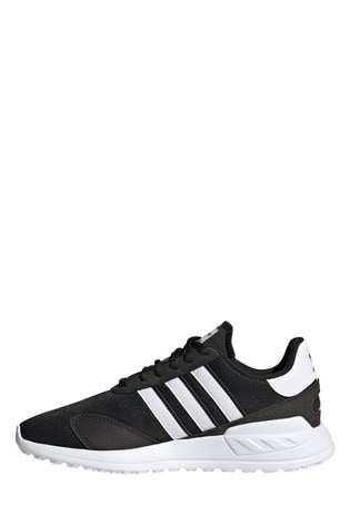 youth black trainers