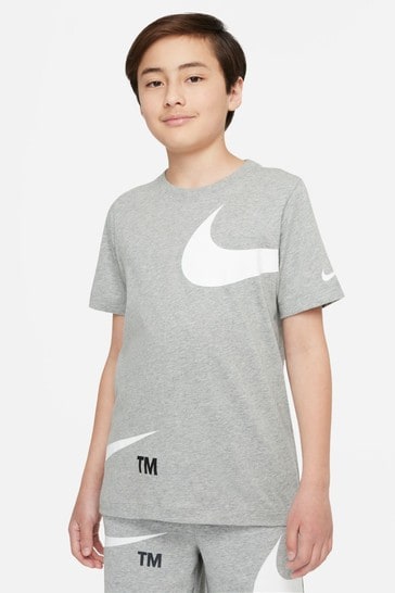 Boos einde Gewoon Kaufen Sie Nike Logo-T-Shirt bei Next Deutschland